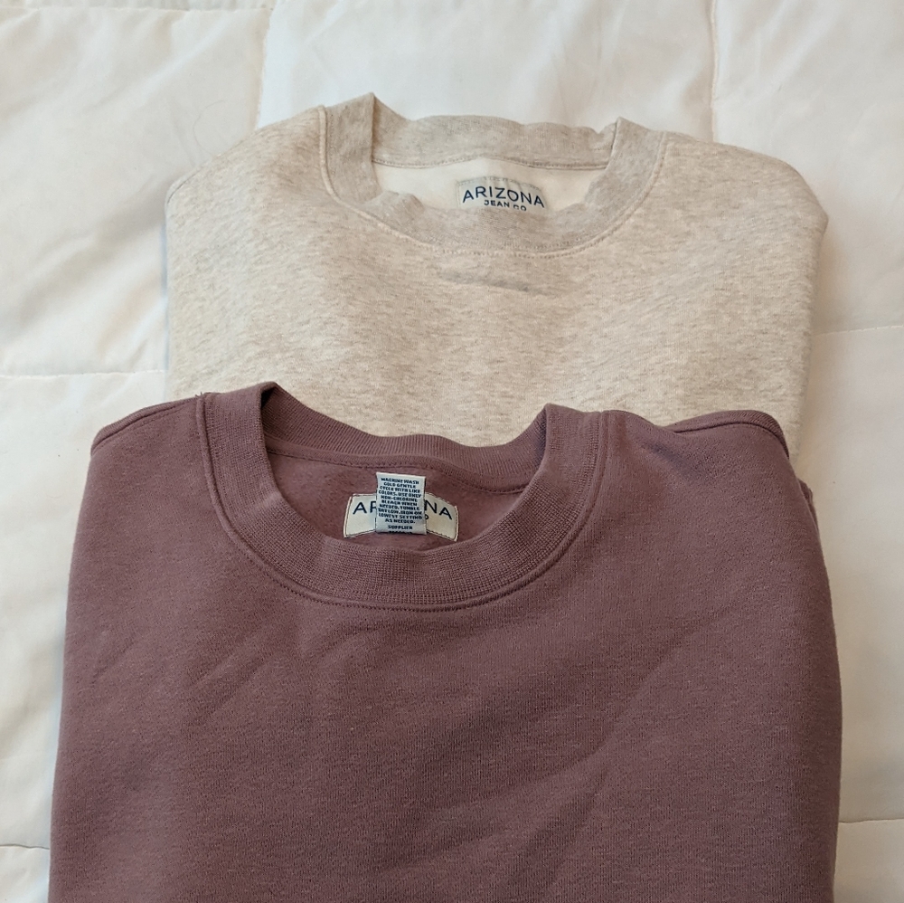 2 Men's New brand New small Arizona Crewneck Sweatshirts - Mauve and Cream
